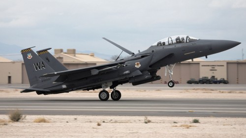 f 15 eagle landing