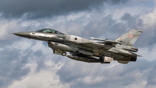 sky-f-16-fighting-falcon-fighter.jpg